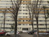 vand apartament 3 camere Bucurestii Noi