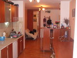 vand apartament 4 camere