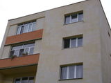 vand apartament 4 camere