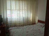 Vand apartament cu 2 camere