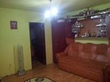 Vand apartament cu 2 camere semidecomandat
