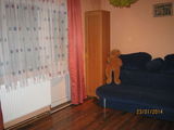 Vand apartament cu 3 camere.