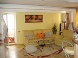 Vand apartament lux 3 camere zona stadion Farul