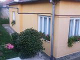Vand casa Str Piersicului
