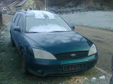 vand ford monteo2002