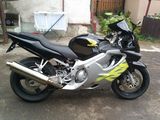 vand honda cbr f4