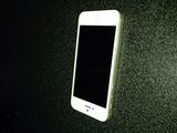 Vand iPhone 5 alb, neverlock, ca nou