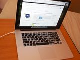 Vand Macbook Pro 15 inch retina display, Mid 2012, i7 2.3 ghz quad-core, 8gb ram, 256 ssd