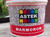 Vand marmorom ASTEK,o galeata,sigilata,culoarea identica cu temelia casei din spatele produsului.