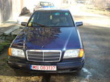 Vand Mercedes C220