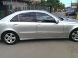 Vand Mercedes E320