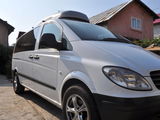 vand mercedes vito cu locuri 8+1