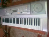 Vand orga Yamaha E 303