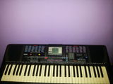 Vand orga yamaha psr 220