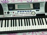 Vand orga YAMAHA PSR-550 - impecabila