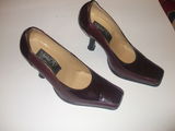 Vand pantofi de gala