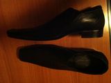 Vand pantofi giorgio armani !!