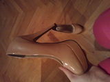 Vand pantofi nude