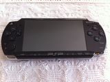 Vand PSP cu 5 jocuri originale , husa si card de memorie