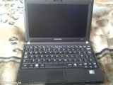 Vand SAMSUNG NOTEBOOK sau schimb cu iphone 4!!!