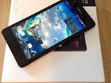 Vând Sony Xperia ZR impecabil + docking station