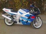 Vand Suzuki GSXR 600 SRAD/ schimb cu auto