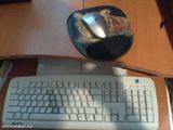 Vand Unitate centrala + monitor + mouse,tastatura,boxe