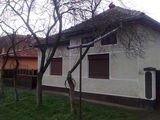 Vand urgent casa in loc. Izvin