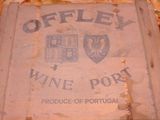 Vând vin, tuica, vin de colectie