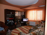 vanzare apartament 3 cam