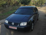 VOLKSWAGEN  BORA