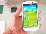 Vrei BaniRapid?Cumpar SAMSUNG S3 GT-I9300 GALAXY S3 SIII ORIGINAL