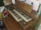 Yamaha Electone b405