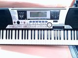 YAMAHA PSR 550